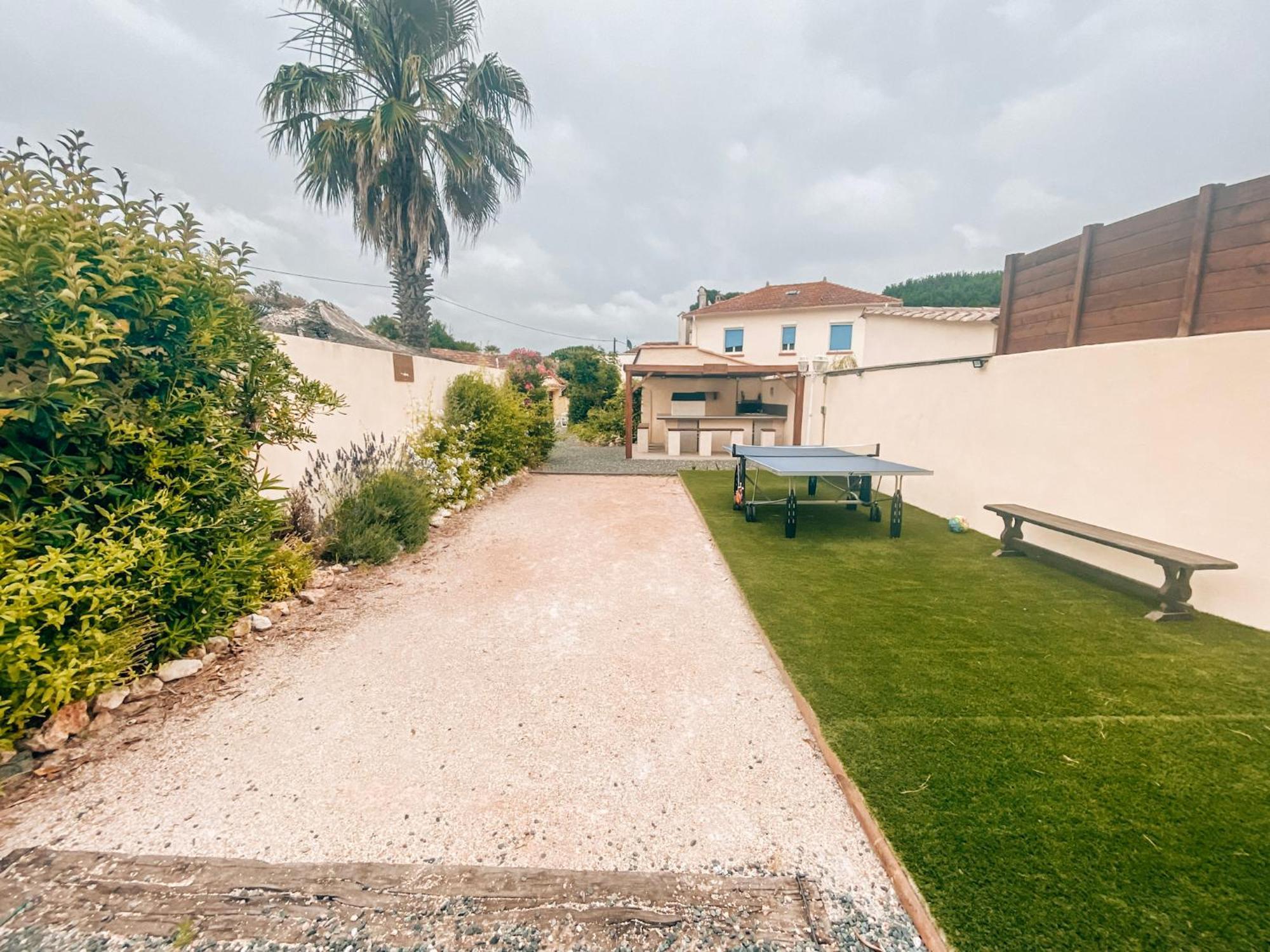Reve D'Azur, Mazet En Bord De Mer, Parking, Piscine Partagee, Terrasse Bbq & Draps Inclus La Nartelle, 1 Salon, 1 Chambre, 1 Cuisine , 1 Sdb Sainte-Maxime Exterior photo